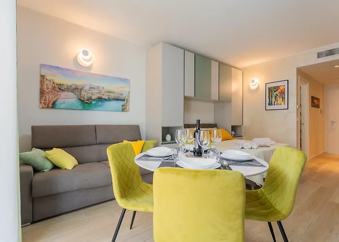 Private Parking - Athena Nel Cuore Di Appartamento